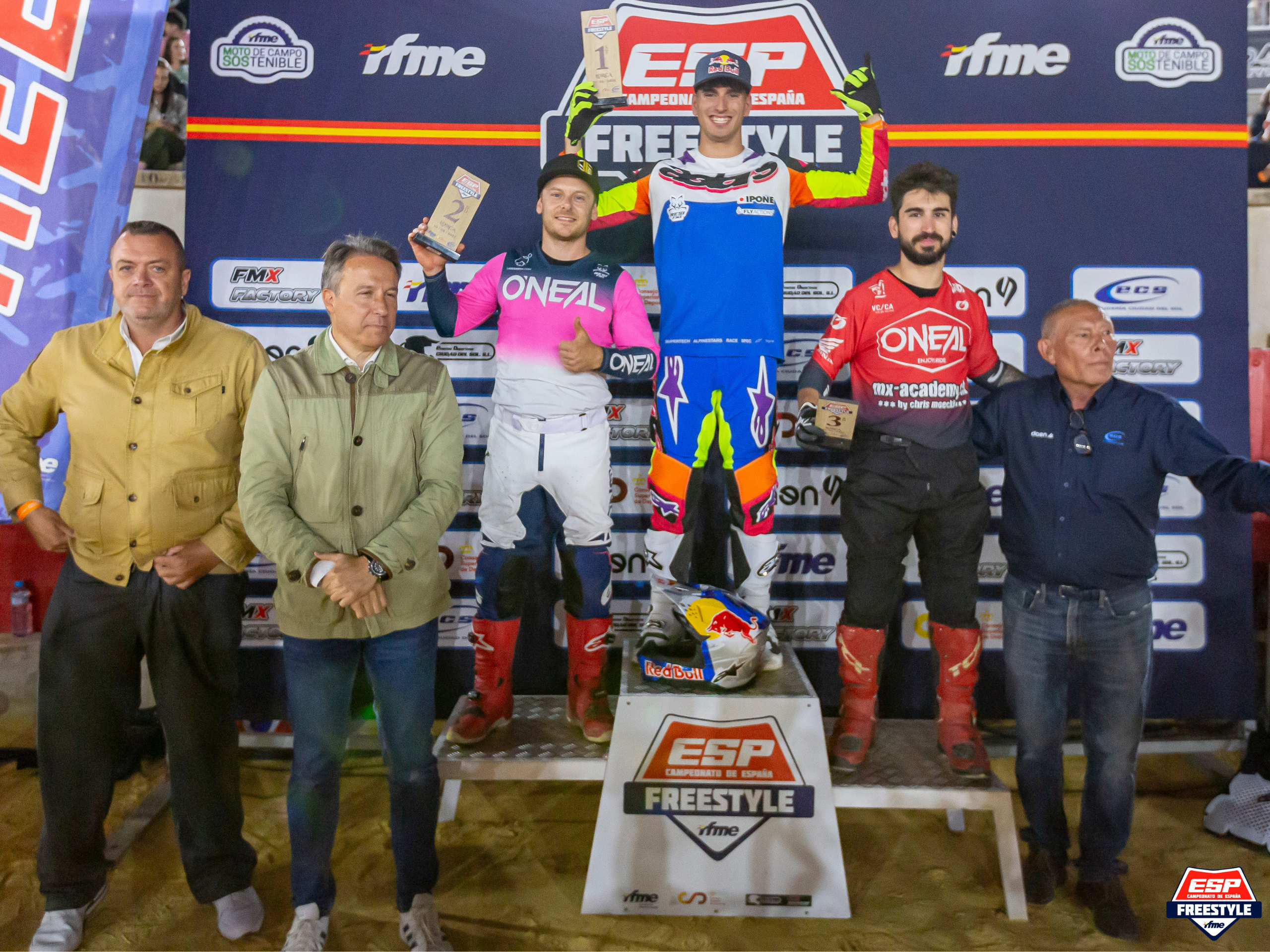 ¡Mincha conquista Lorca en una noche de saltos inolvidables!